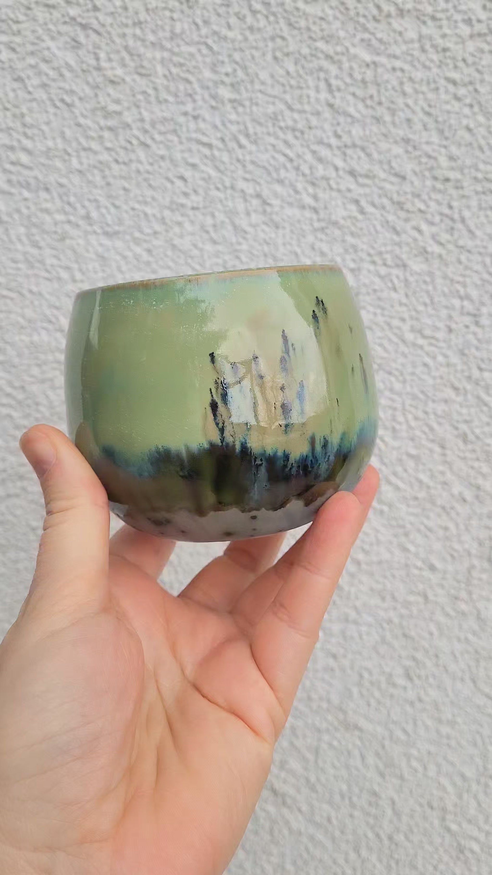 Grüne Tasse ohne Henkel Video